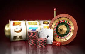 7777game APP ဖြင့် Slot ကစားနေသောပုံ